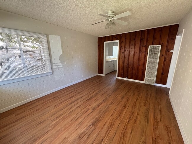 Building Photo - 2305 Lomita Blvd