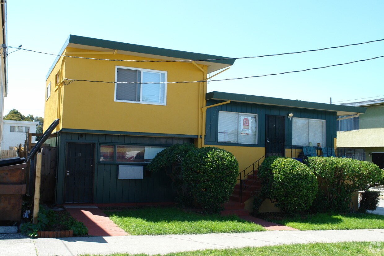 Building Photo - 1310 Burnett St