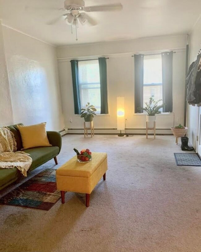 Building Photo - 80 W La Crosse Ave