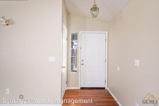 Foto del edificio - 4 br, 2 bath House - 5013 Shadow Lake Drive