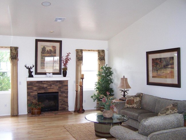 Foto del edificio - 7860 Ramblin Ranch Rd