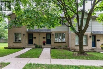 Building Photo - 925-925 Lawson Rd