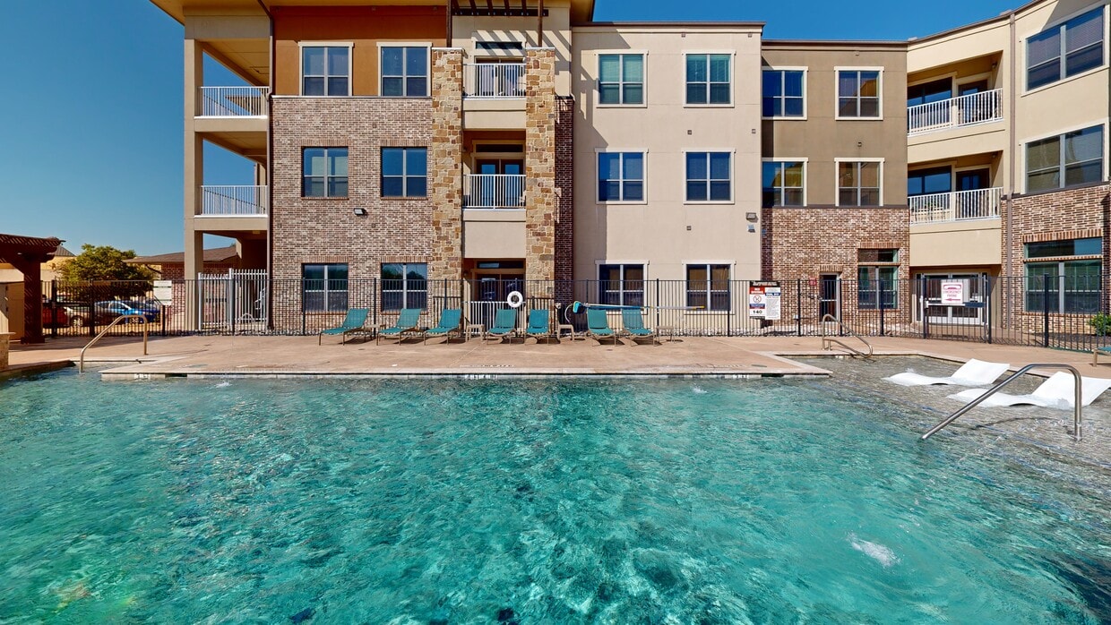 Photo - Urban Square Apartments