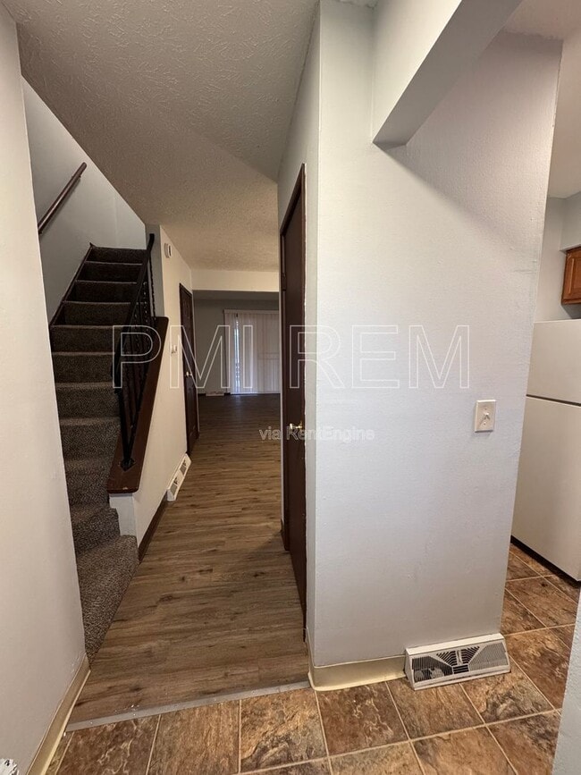 Building Photo - 2803 Kipling Ave NW