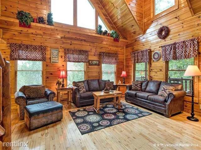 Foto del edificio - 2234 Breezy Rd