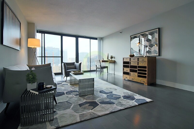 Foto principal - 750 S Wabash Ave