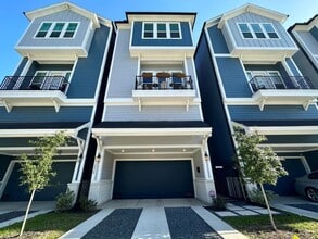 Building Photo - 1216 W 21st St