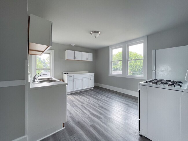 Foto del edificio - 2017 Carmel Ave