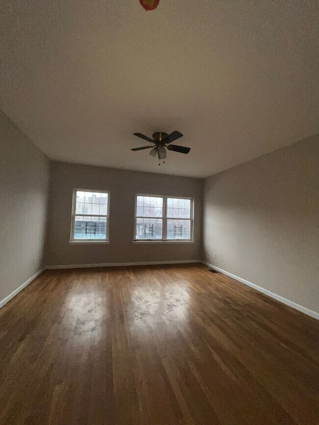 Foto del edificio - 488 Communipaw Ave