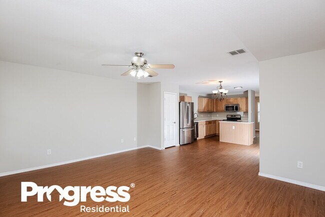 Building Photo - 2325 Northway