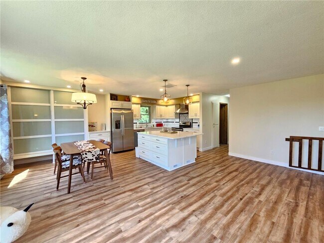 Foto del edificio - 720 Andover Blvd NW