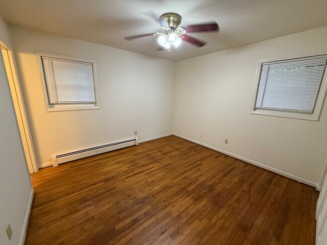 Foto del edificio - 394 S Pope St