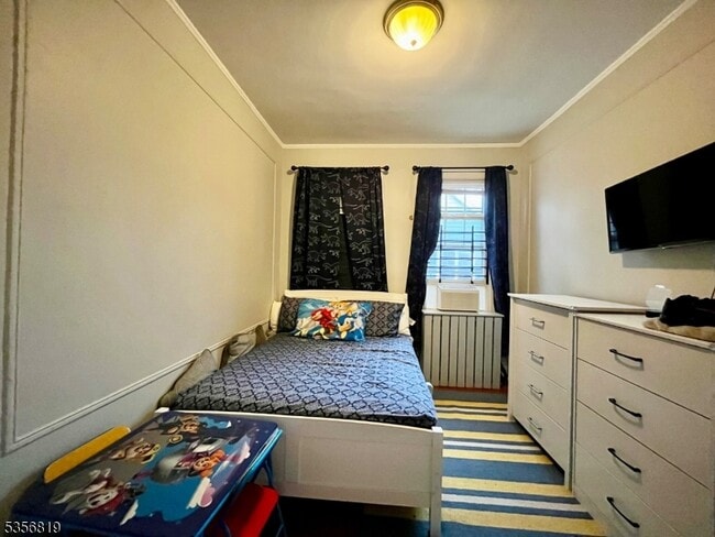Foto del edificio - 1329 Alina St