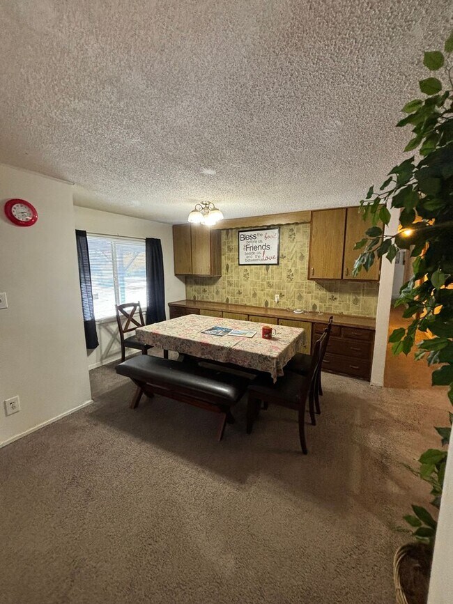 Foto del edificio - 3184 Badger Rd