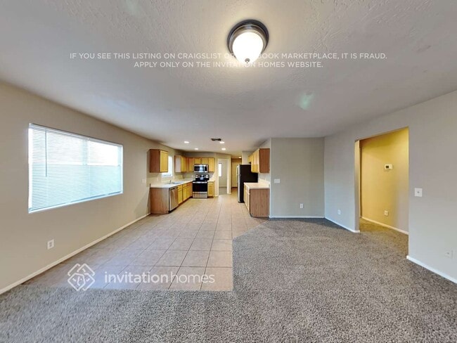 Building Photo - 1736 E Wood St