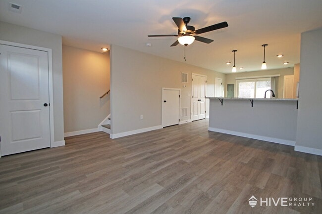 Foto del edificio - Brand-New End Unit Townhome in Harrisonburg!