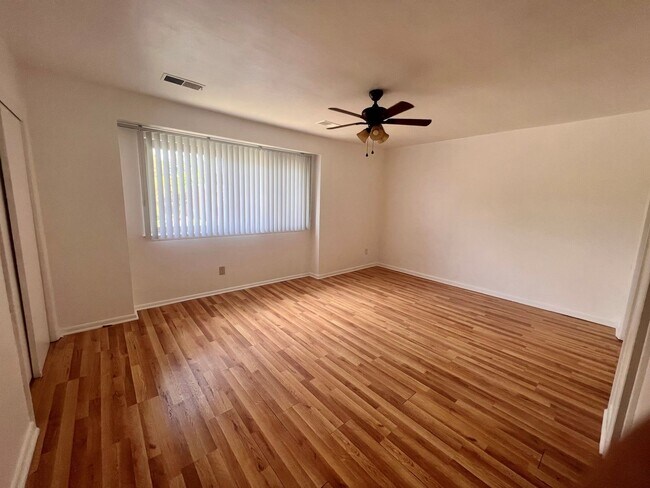 Foto del edificio - KINGS ARMS