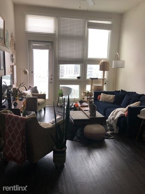 Foto del edificio - 11721 Domain Blvd