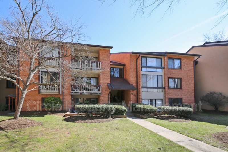 10212 Bushman Dr Unit Apt 213, Oakton, VA 22124 Condo for Rent in