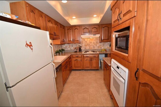 Photo - 3 Bedroom Townhome in Gleneagle