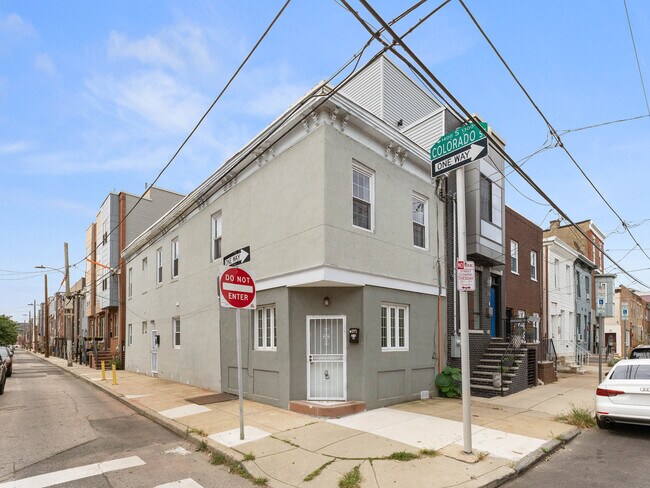Building Photo - 1714 Reed St