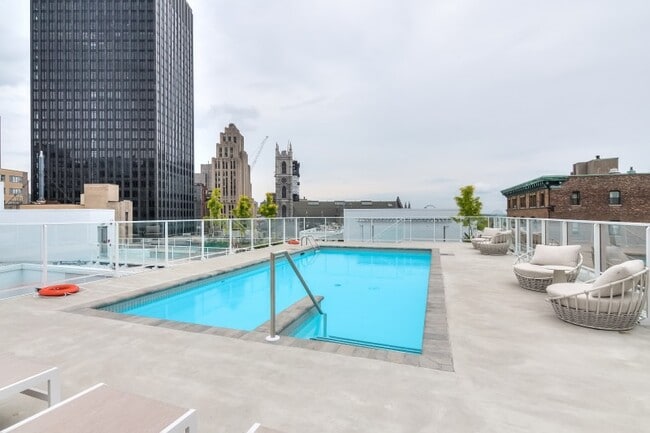 Photo du bâtiment - Laurence Condo Rentals