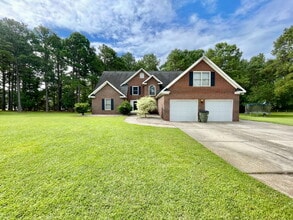 Building Photo - 260 Lick Creek Dr