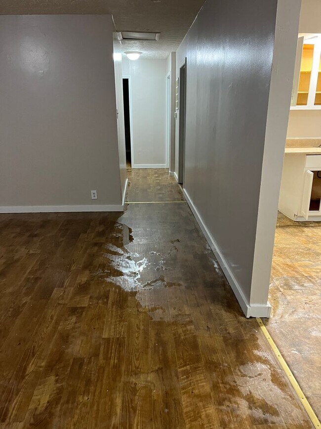 Foto del edificio - 3 Bedroom Home in St. Albans