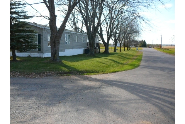 Primary Photo - 412 Boedeker Ave