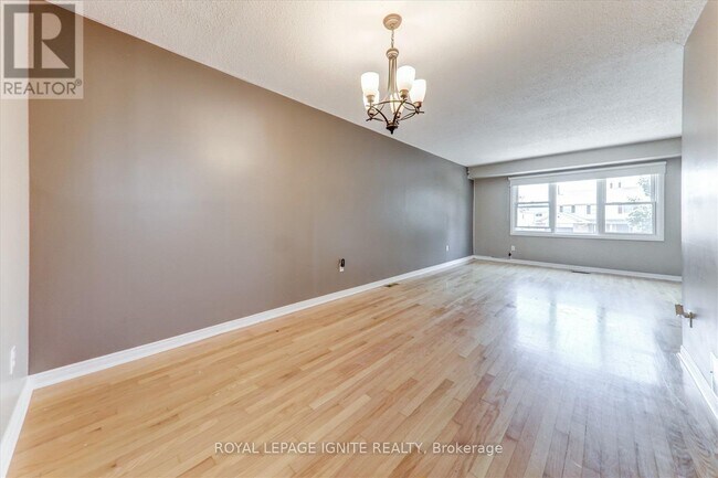 Building Photo - 1279 Northmount St