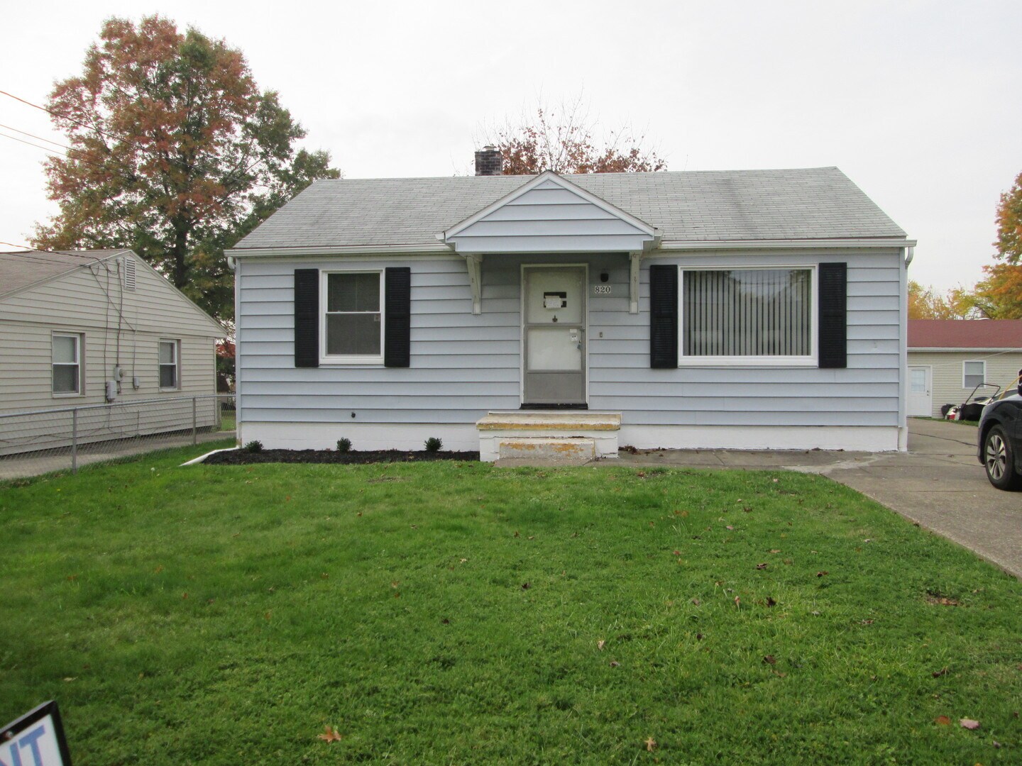 820 Lincoln Ave SE Girard, OH 44420 – photo 1