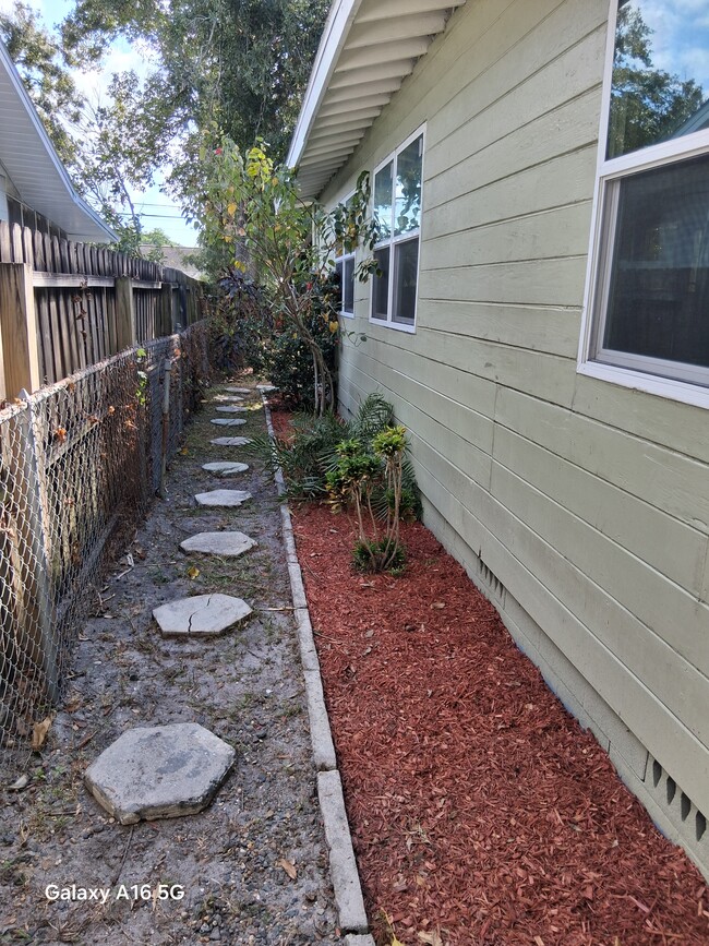 Building Photo - 4124 55th Ave N