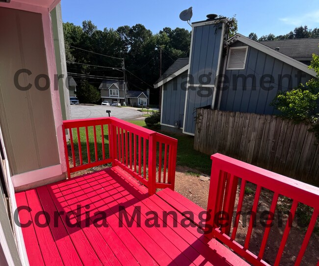 Foto del edificio - Beautiful  3 Bedroom 2 bathroom Home in Li...