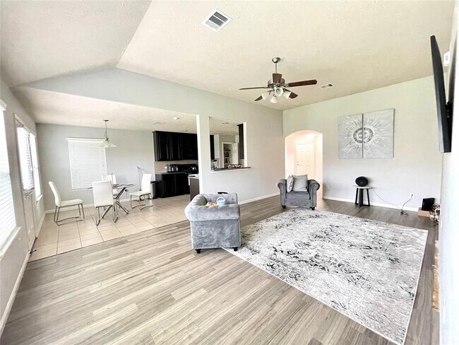 Building Photo - 3414 Lilac Ranch Dr