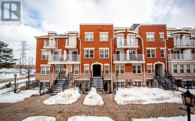 Building Photo - 37 Four Winds Dr