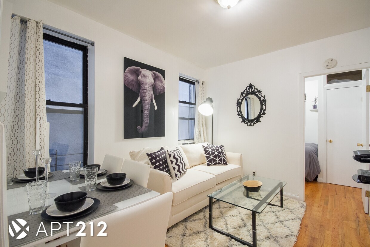 Foto principal - 146 E 98th St