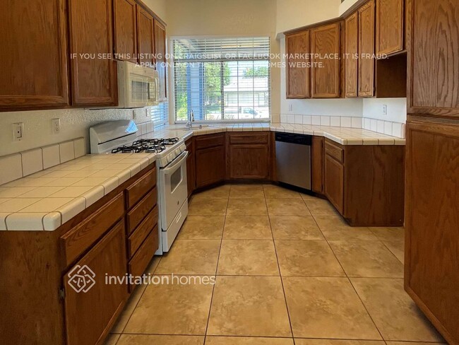 Building Photo - 6010 Alpinespring Way