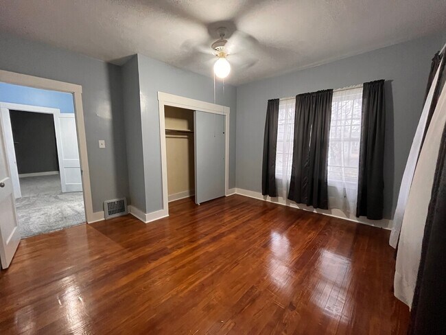 Building Photo - 12 S Severance St