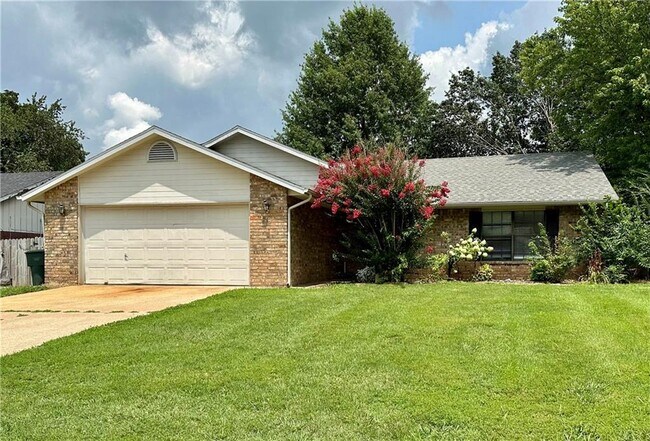 Foto del edificio - 4262 Chaparral Ln