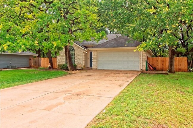 Building Photo - 1002 Garden View Dr
