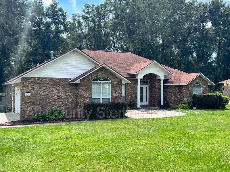 4044 NW Wisteria Dr, Lake City, FL 32055 House Rental in Lake City