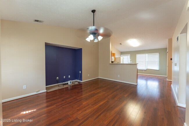 Building Photo - 7035 Royal Links Dr