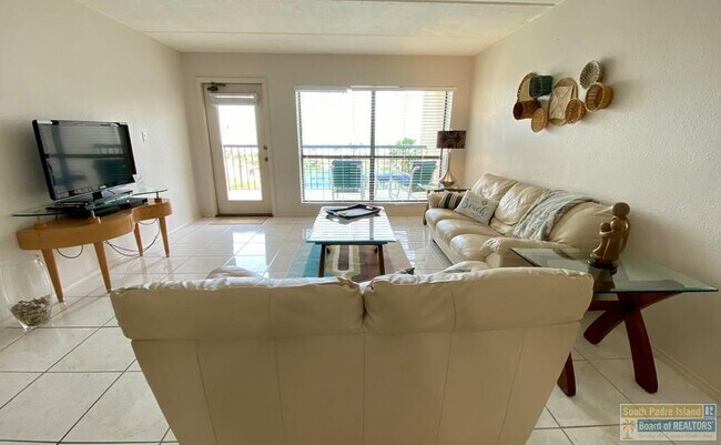 Foto del edificio - 404 Padre Blvd