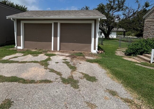 Building Photo - 157 FM 3393