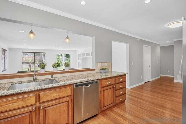 Foto del edificio - Lovely Family Home with Large Backyard