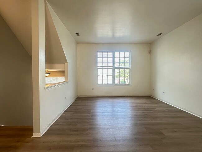 Foto del edificio - 228 S Alder Creek Dr