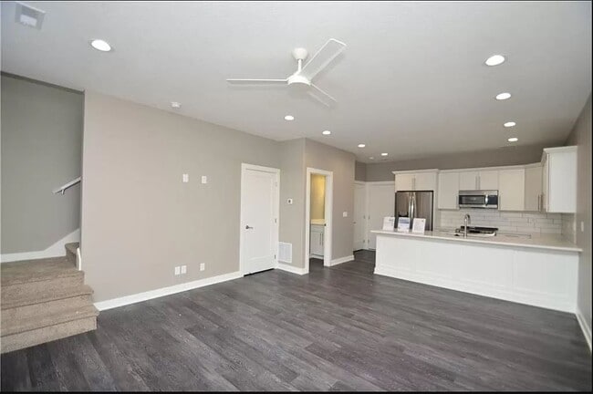 Foto del edificio - 660 SE Greyson Ln