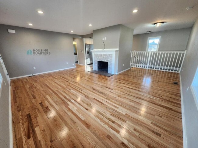 Building Photo - 1108 E 37th Ave