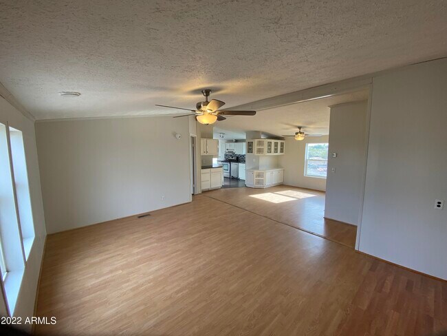 Building Photo - 22509 N Royd Rd