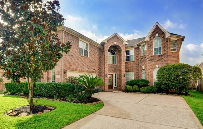 Building Photo - 9115 Memorial Valley Dr